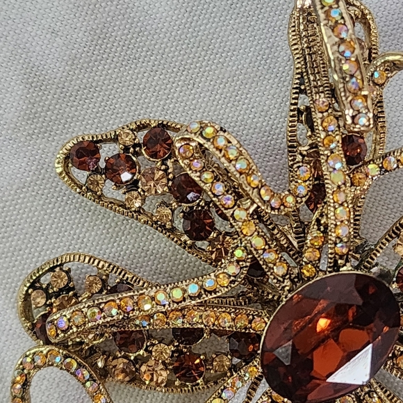 Vintage Gold AB Brown Crystal Flower Pin Brooch - Picture 6 of 9